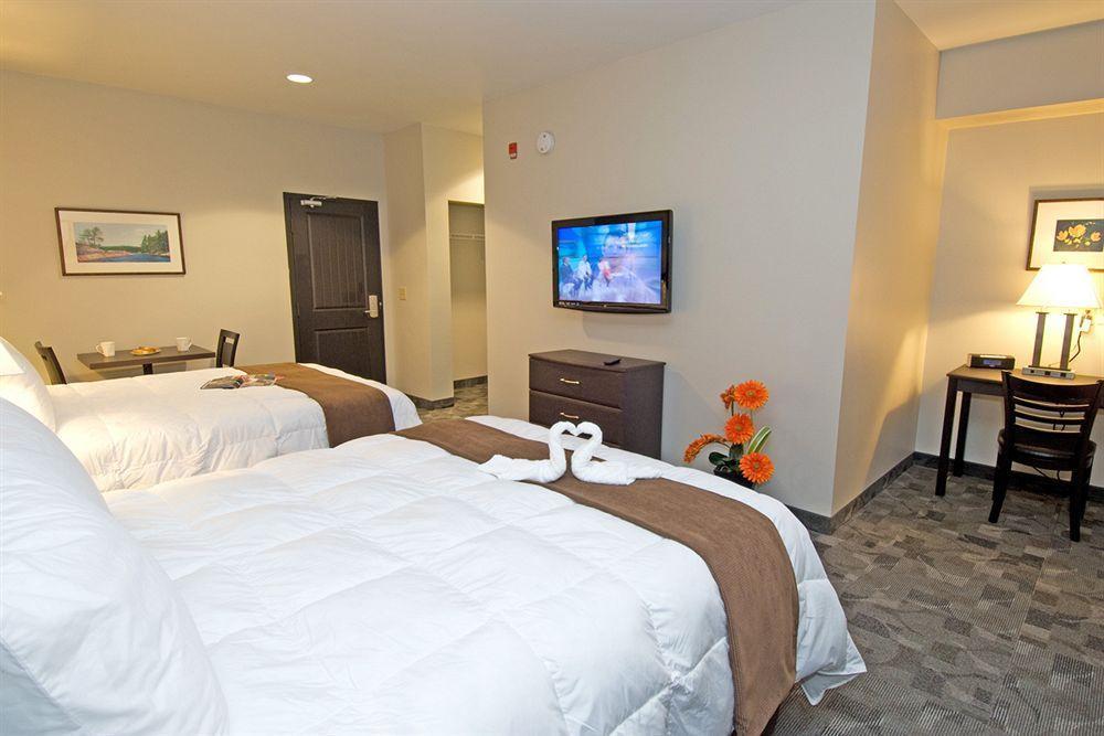 Midland Inn&Suites Eksteriør bilde